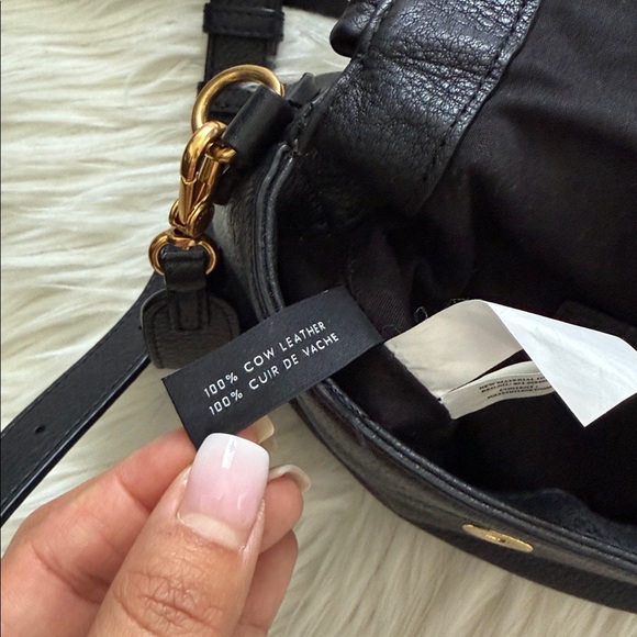 Marc by Marc Jacobs Natasha Black Leather Crossbody Bag - Picture 11 of 16